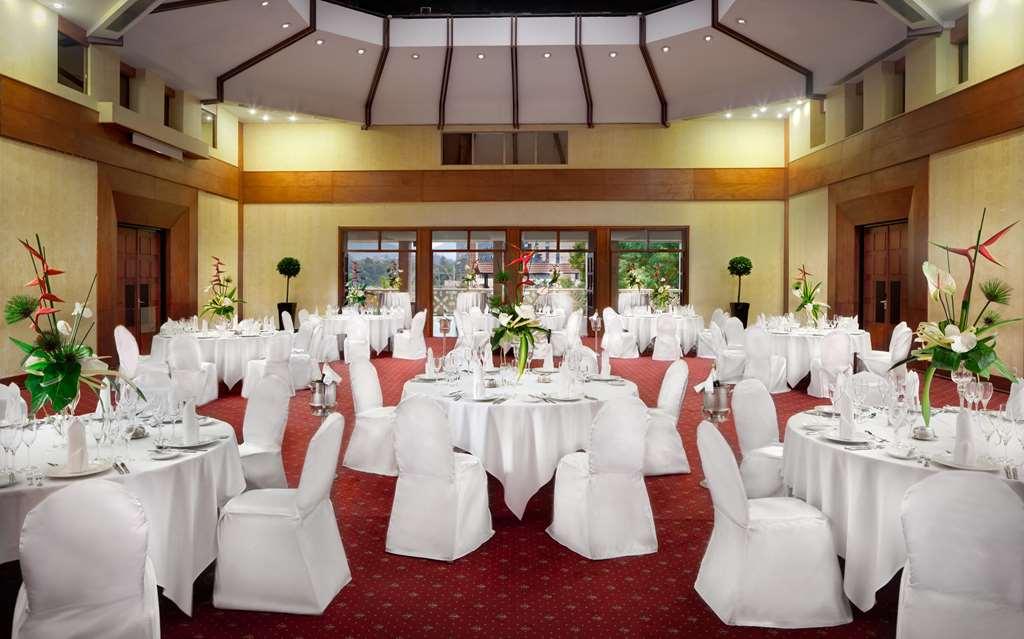 Hilton Yaounde Hotel Faciliteiten foto