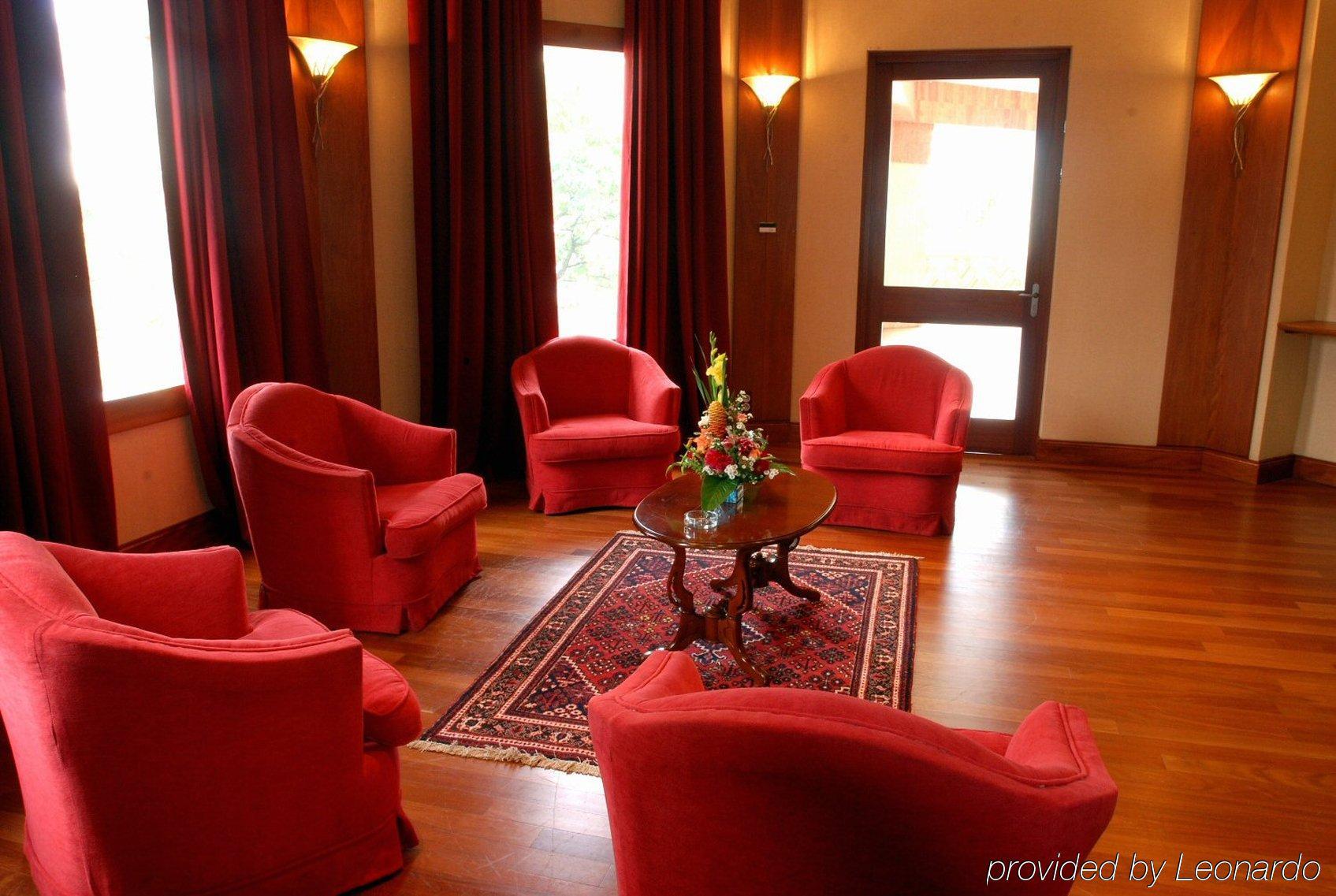 Hilton Yaounde Hotel Kamer foto
