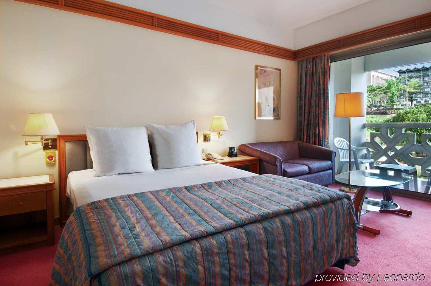 Hilton Yaounde Hotel Kamer foto